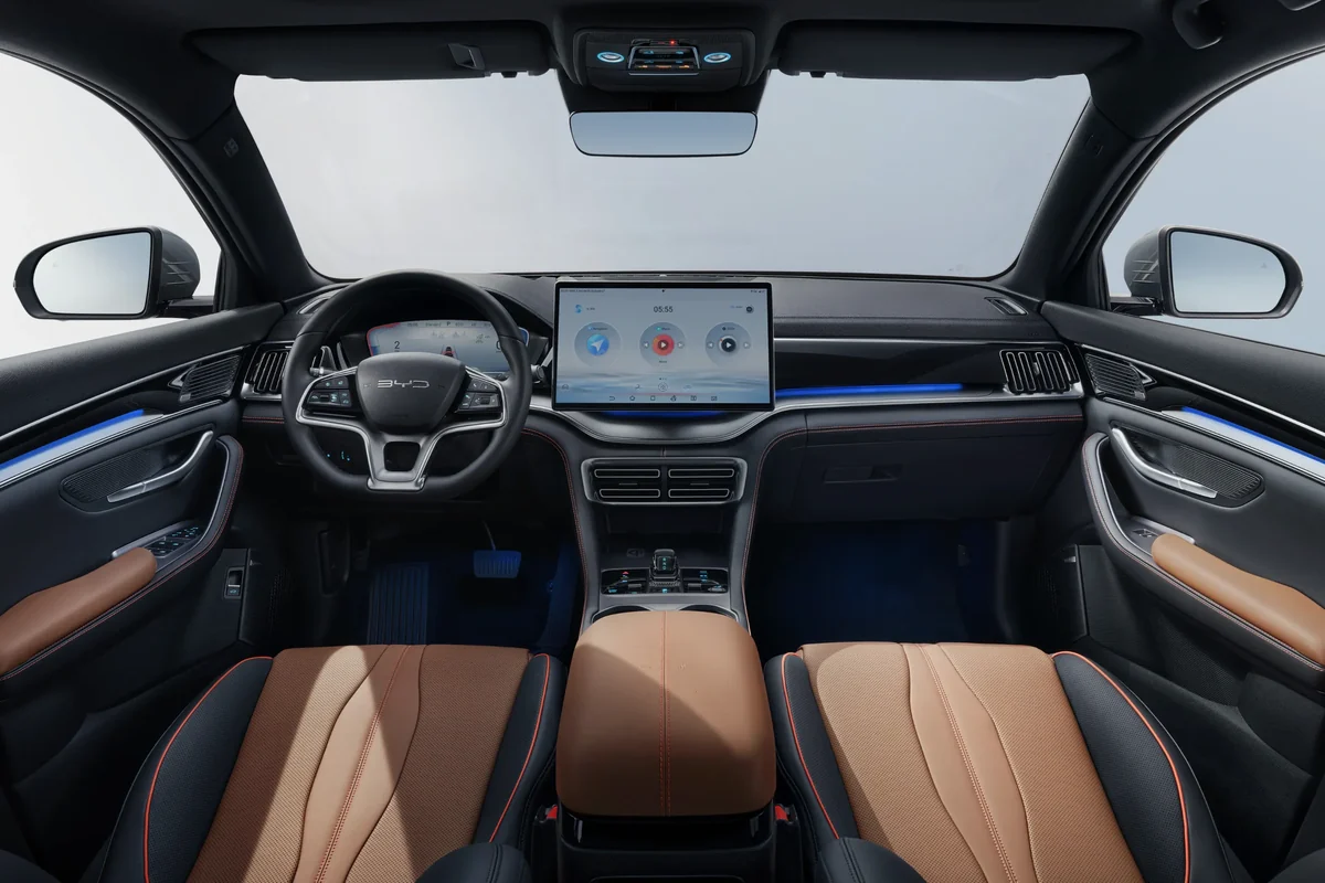 BYD Seal iç mekân ve gösterge paneli